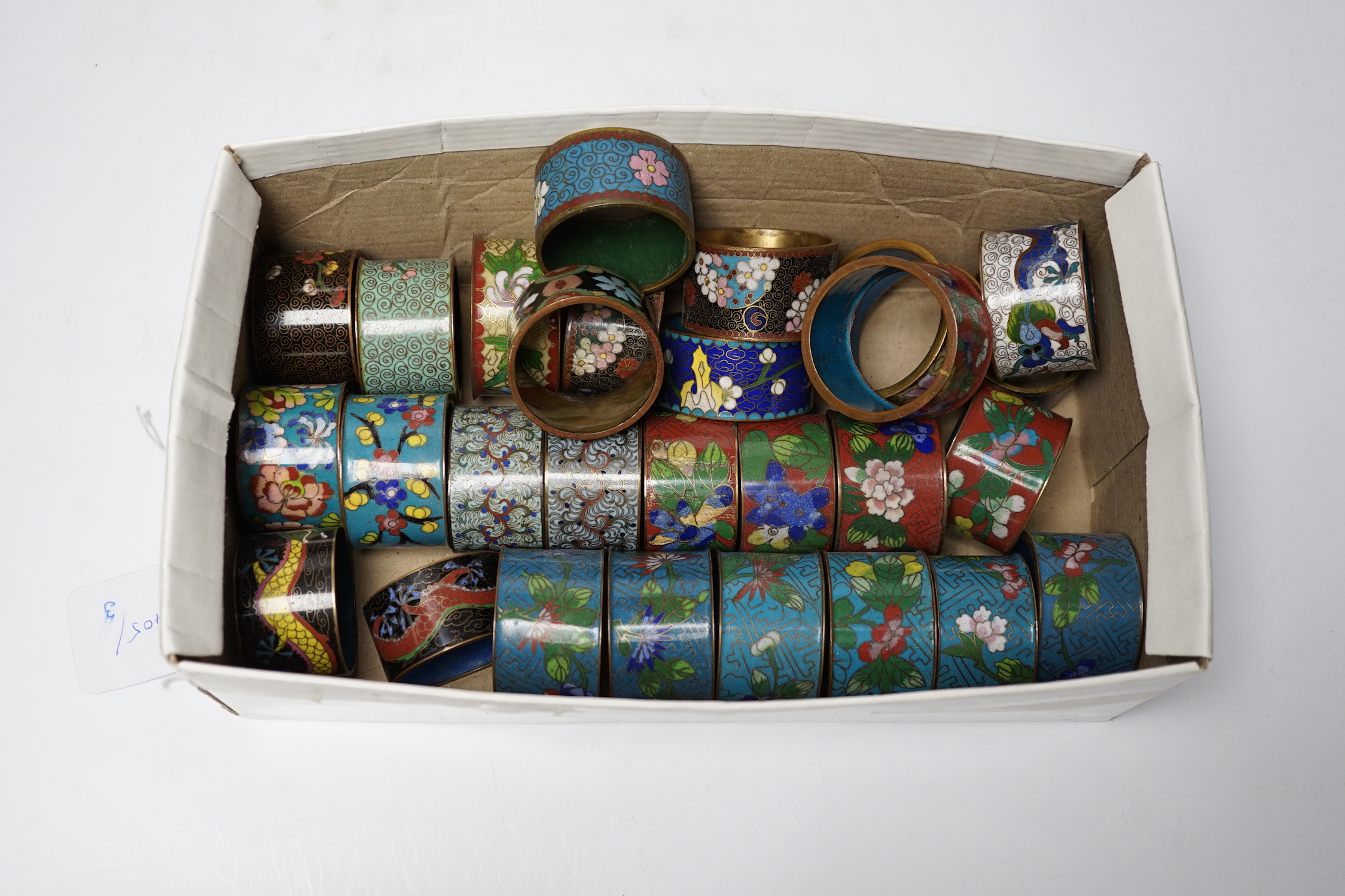 Twenty-eight Chinese cloisonné enamel napkin rings